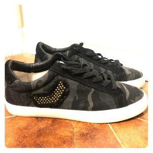 Vintage Havana Sneakers